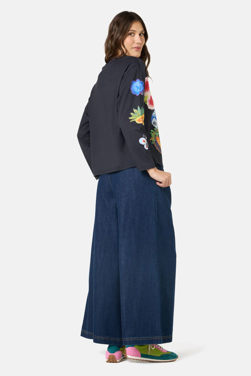 Garden Table Long Tee - Image 4