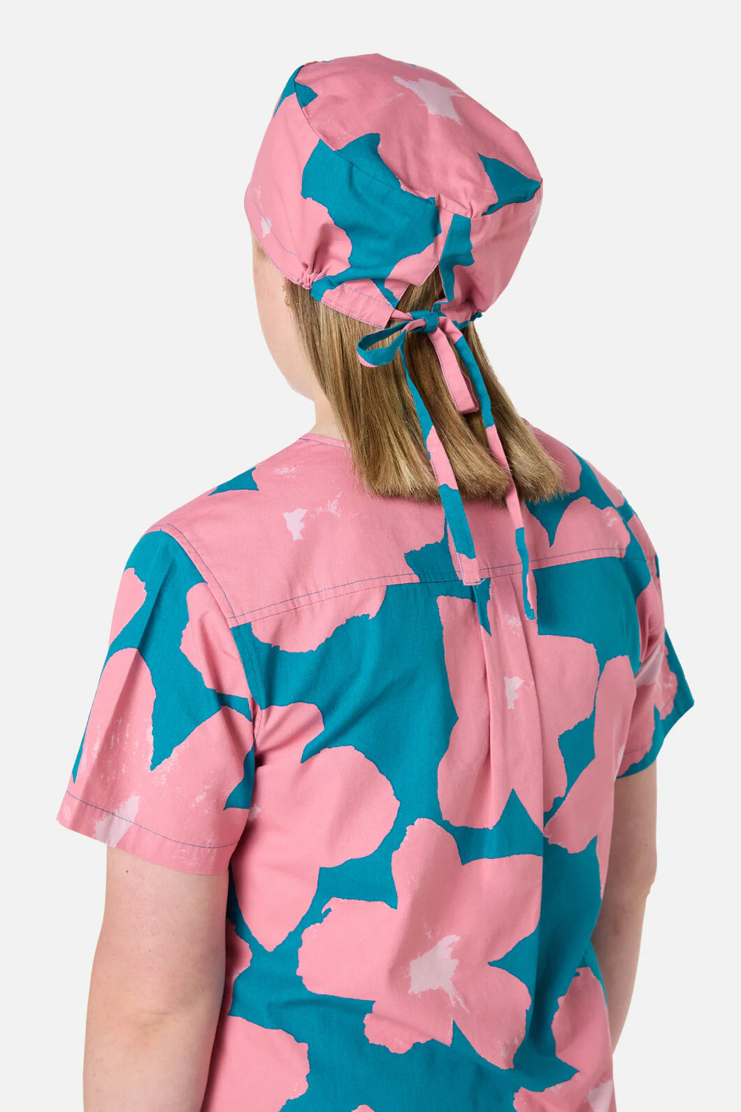 Green Poppy scrub hat - Image 2